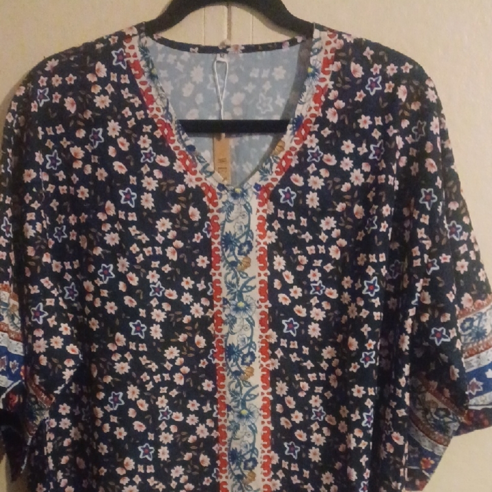Navy Floral V-Neck Blouse